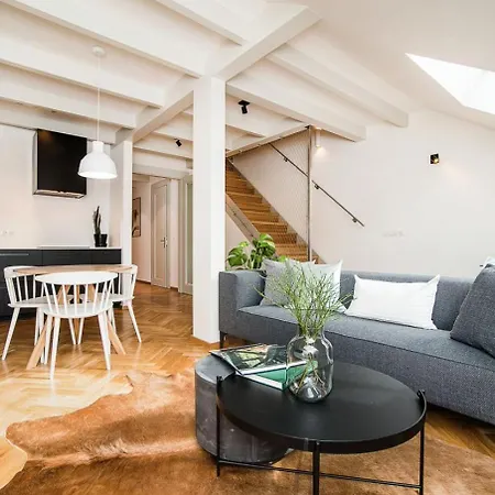 Large And Modern In The Heart Of Praga