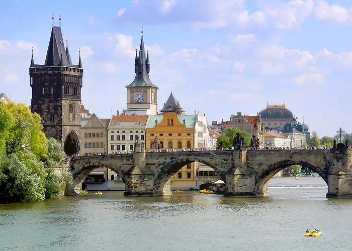 Large And Modern In The Heart Of Appartamento Praga