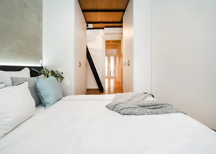 Appartamento Large And Modern In The Heart Of