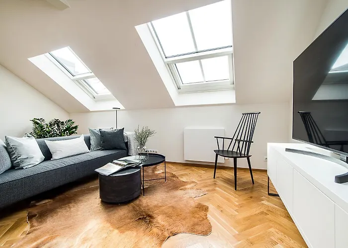 Large And Modern In The Heart Of Appartamento Praga