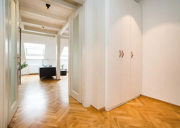 Large And Modern In The Heart Of Appartamento