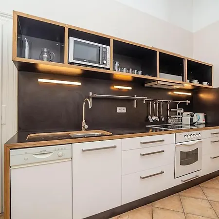 Large And Modern In The Heart Of Appartement *