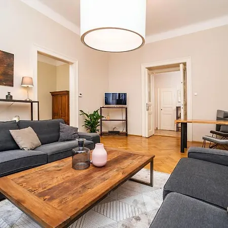 Large And Modern In The Heart Of Prague